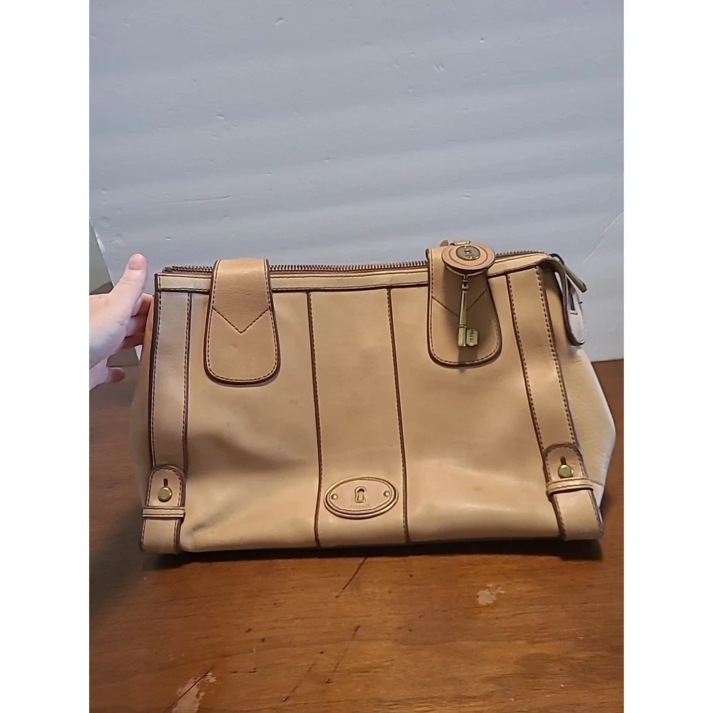 FOSSIL Vintage Reissue Carmel Tan Shoulder Tote Purse Bag Leather